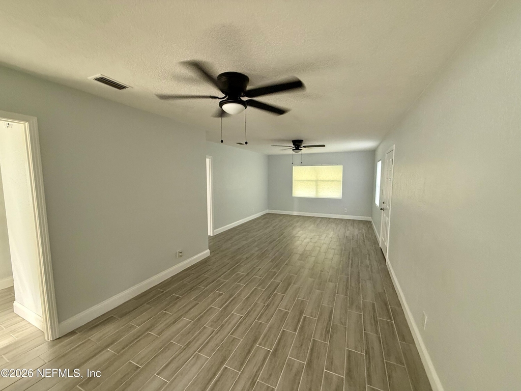 4721 E Castlewood Drive - Photo 5