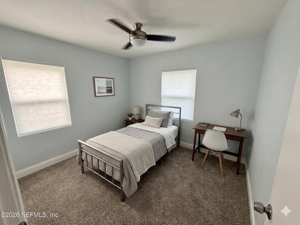 4721 E Castlewood Drive - Photo 11