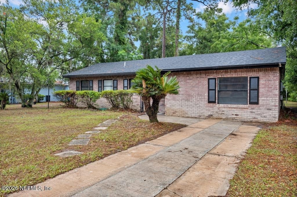 1012 Beckner Avenue - Photo 1