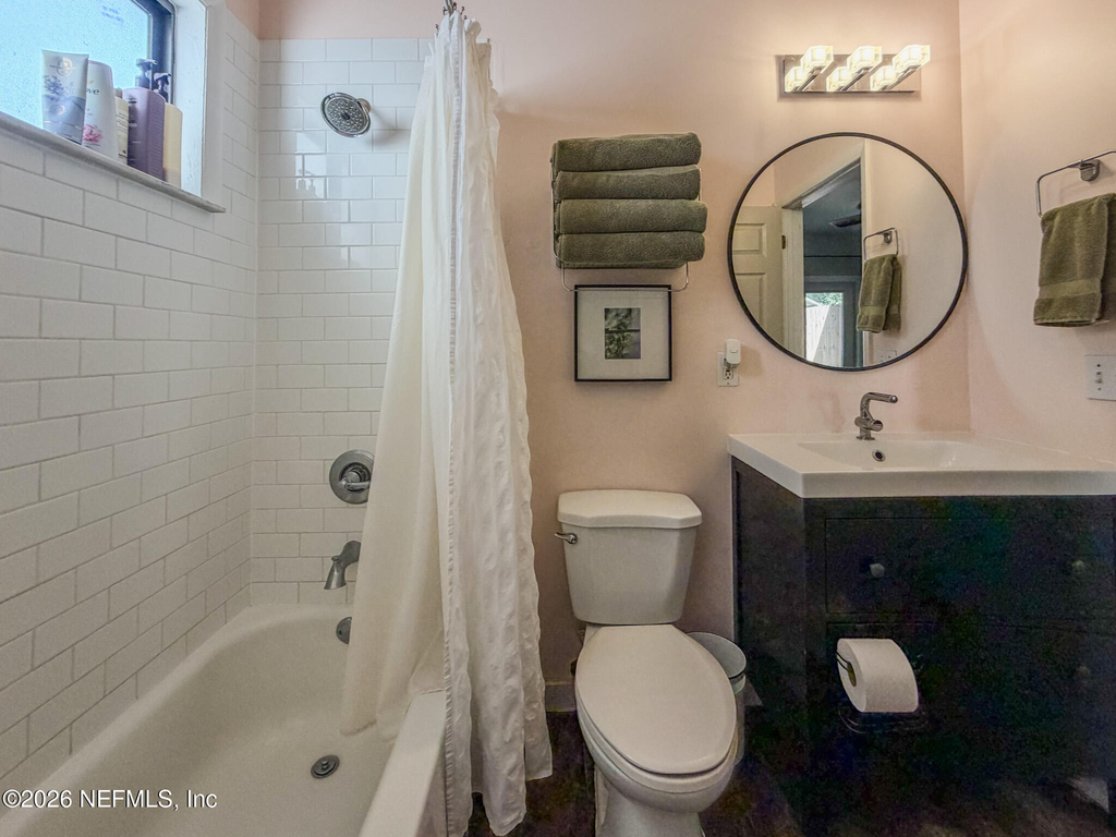 3885 Valencia Road - Photo 8