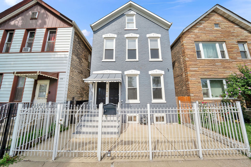 3816 S Honore Street - Photo 0
