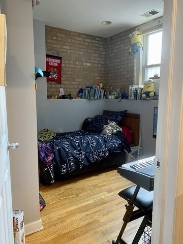 1657 W Pratt Boulevard - Photo 6