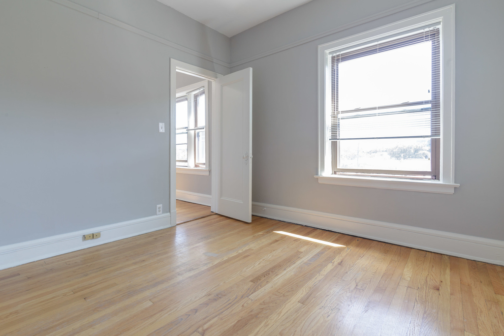 4754 N Lincoln Avenue - Photo 7