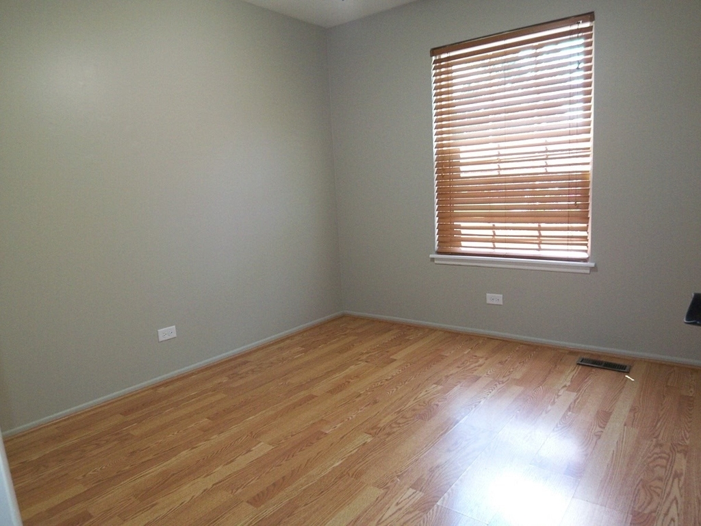 1546 Williamsburg Drive - Photo 20