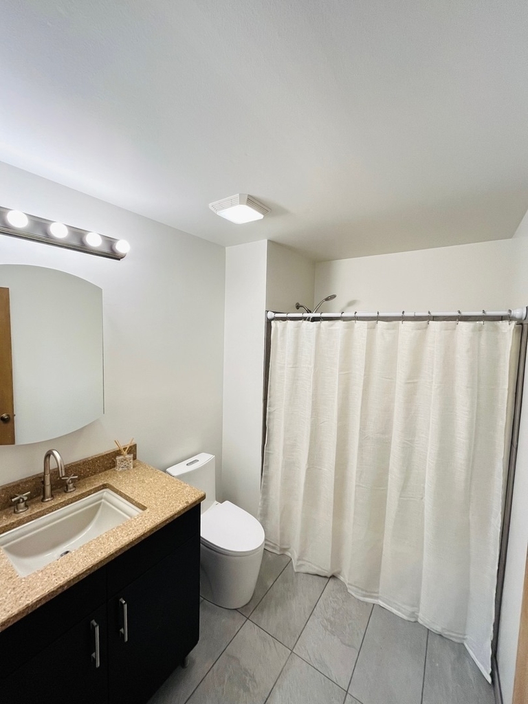 1486 W Jefferson Avenue - Photo 4