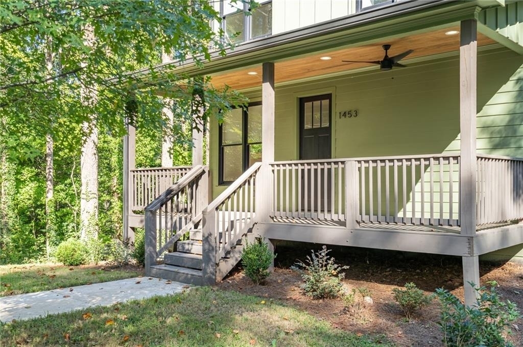 1453 Bridges Avenue Sw - Photo 2