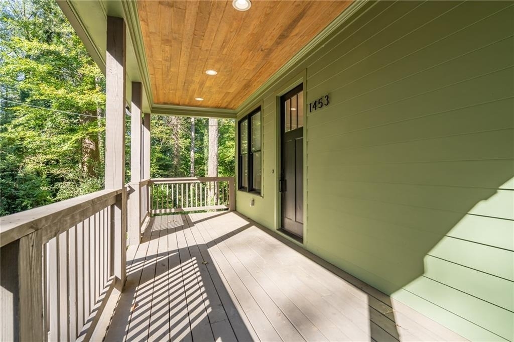 1453 Bridges Avenue Sw - Photo 4