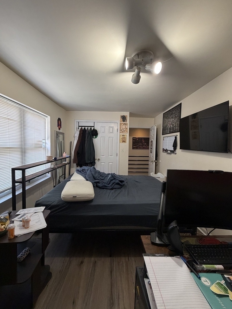 518 N May Street - Photo 21
