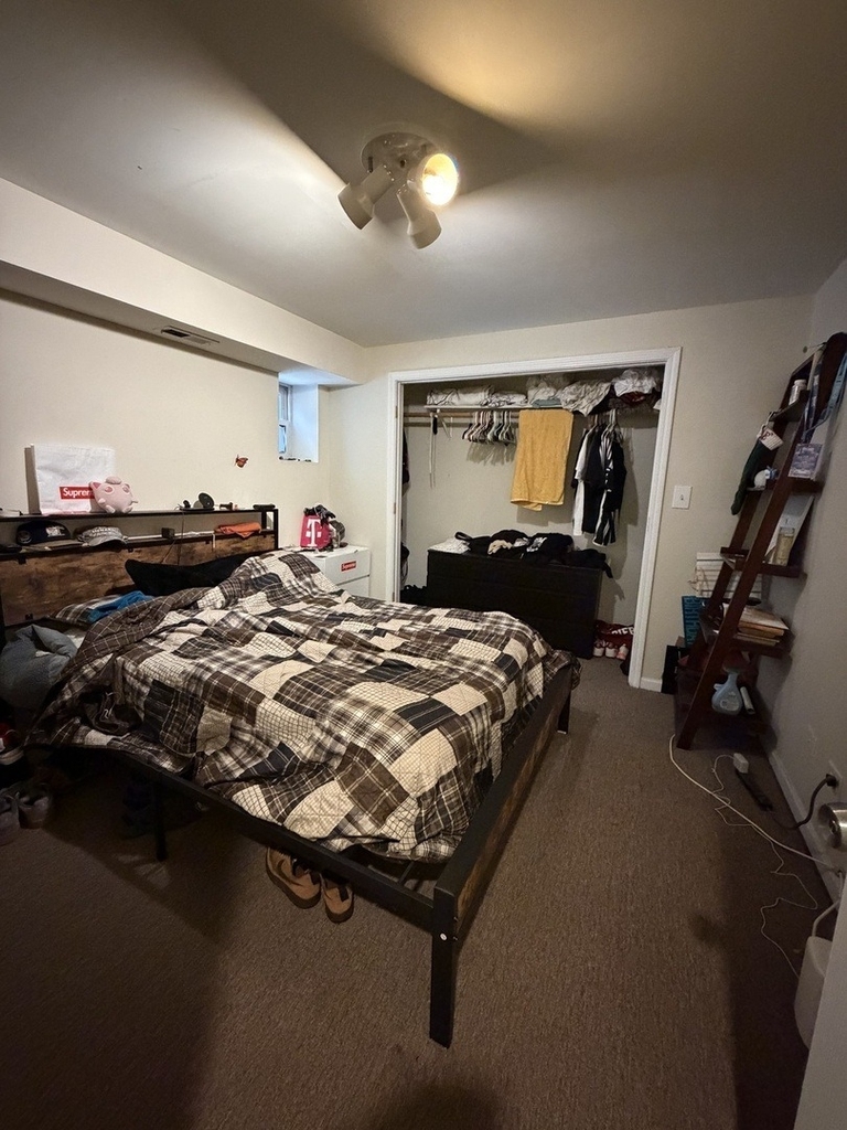 518 N May Street - Photo 13