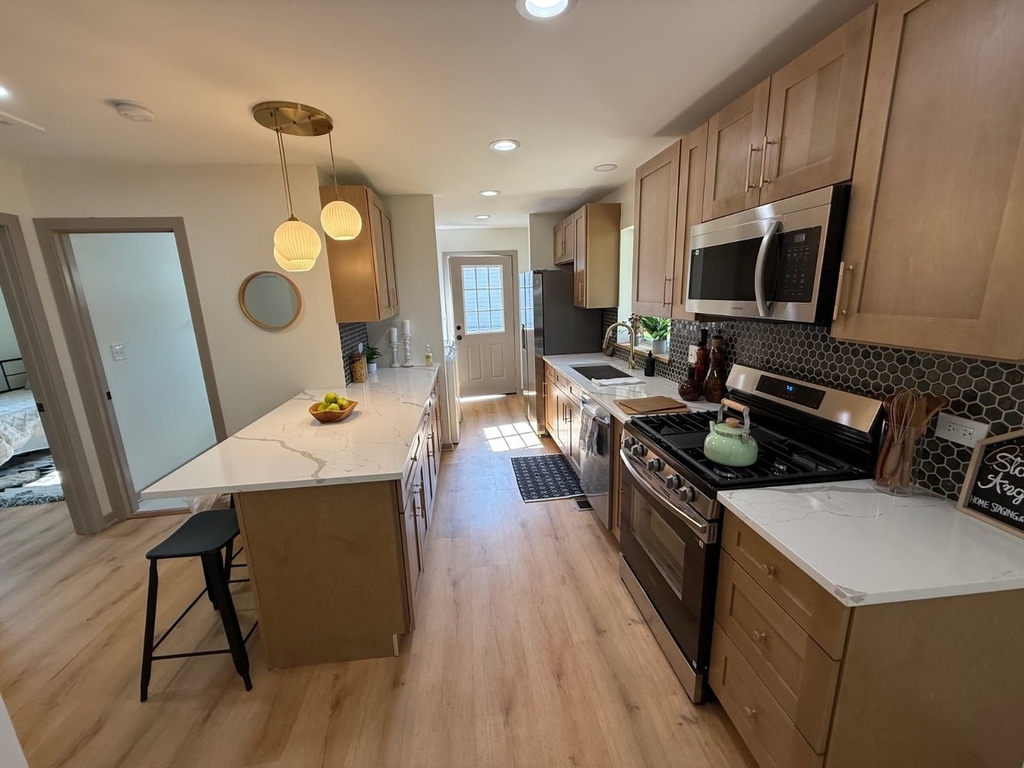 939 S Fletcher Drive - Photo 2