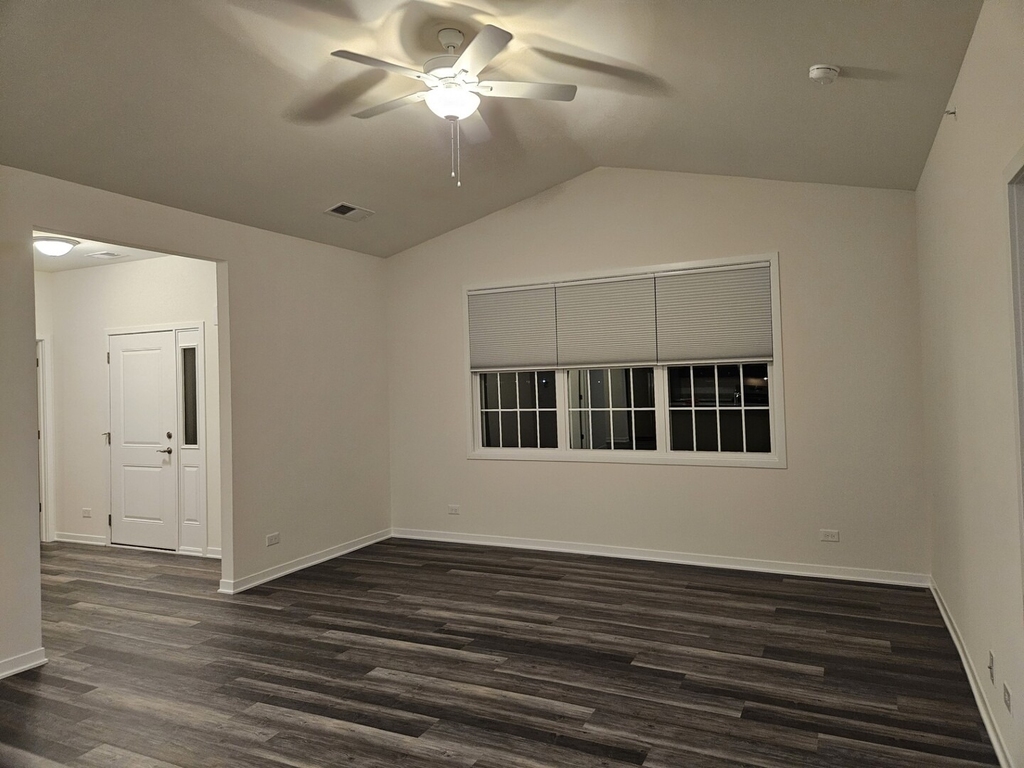 23 Apollo Court - Photo 1