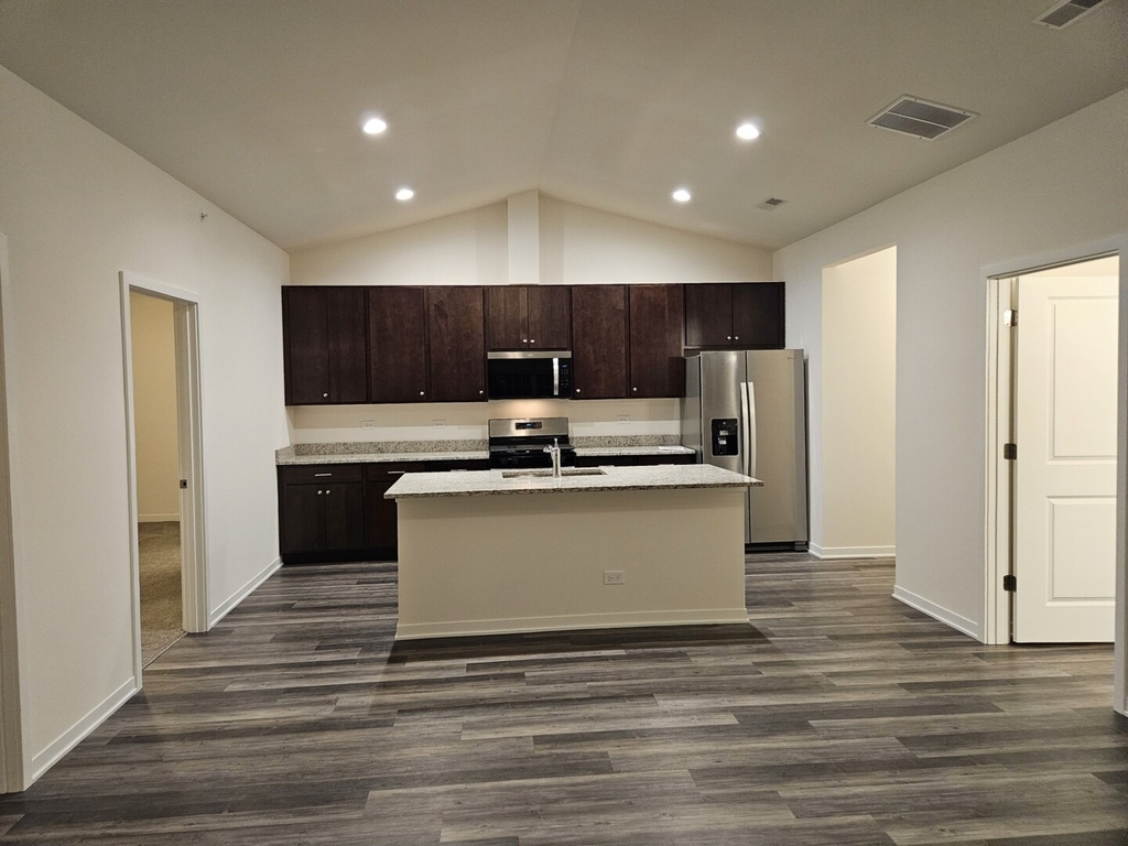 23 Apollo Court - Photo 2