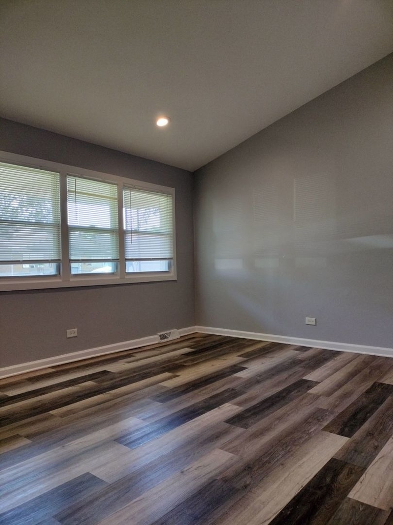 11540 S Peoria Street - Photo 3