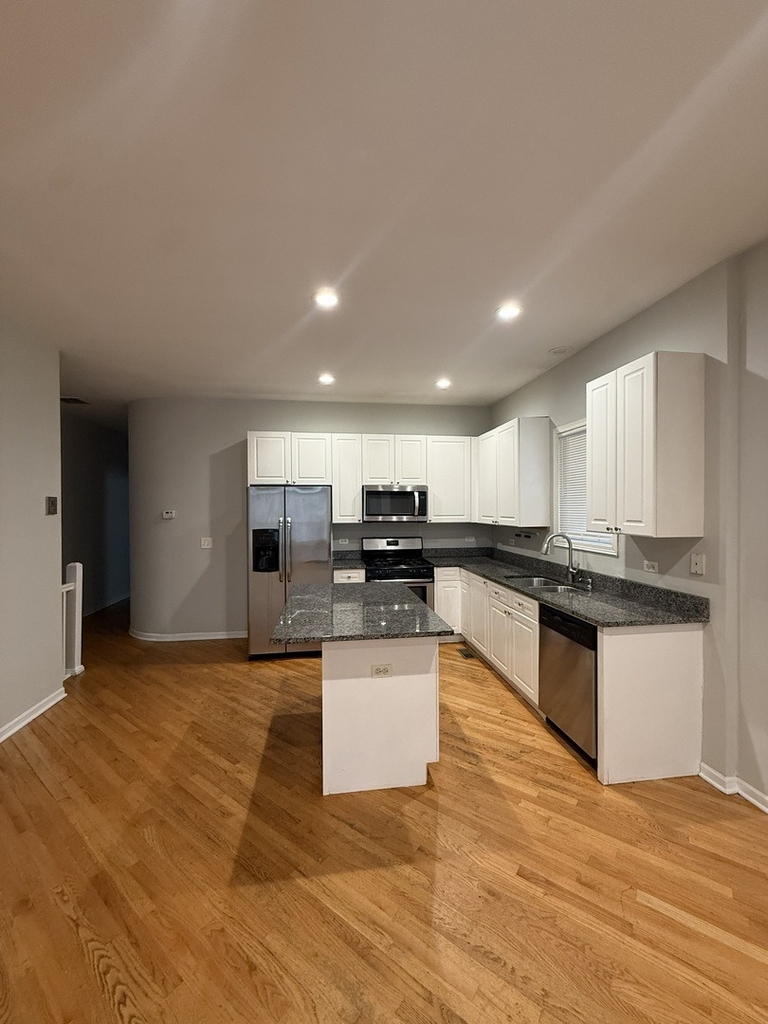 1514 N Wood Street - Photo 16