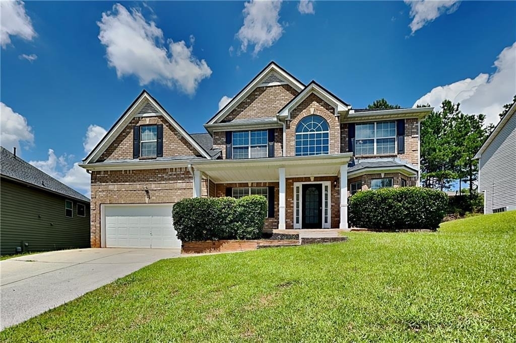 98 Margaret Crossing - Photo 0