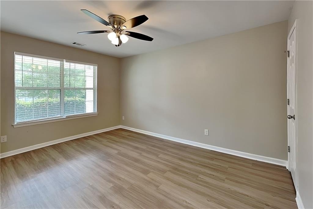 98 Margaret Crossing - Photo 2