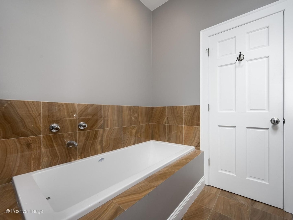 2120 W Race Avenue - Photo 18