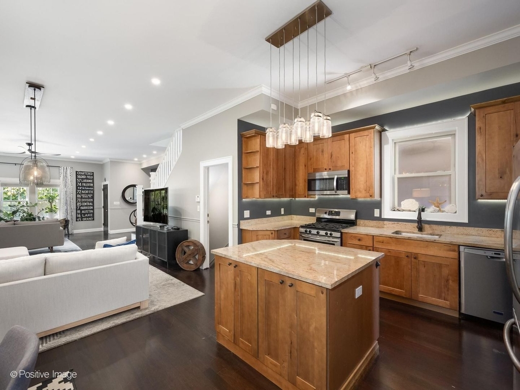 2120 W Race Avenue - Photo 10