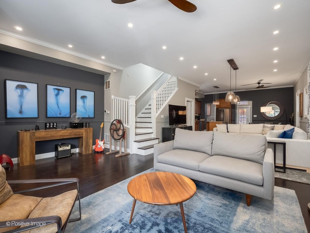 2120 W Race Avenue - Photo 1
