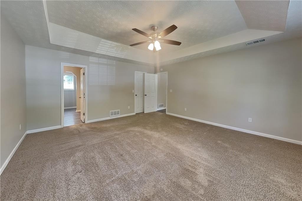 1395 Chalet Circle - Photo 4
