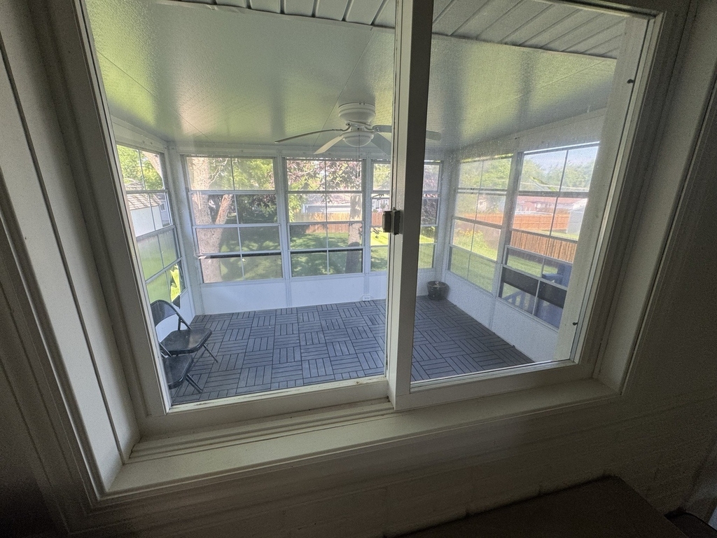 2010 Carleton Road - Photo 15