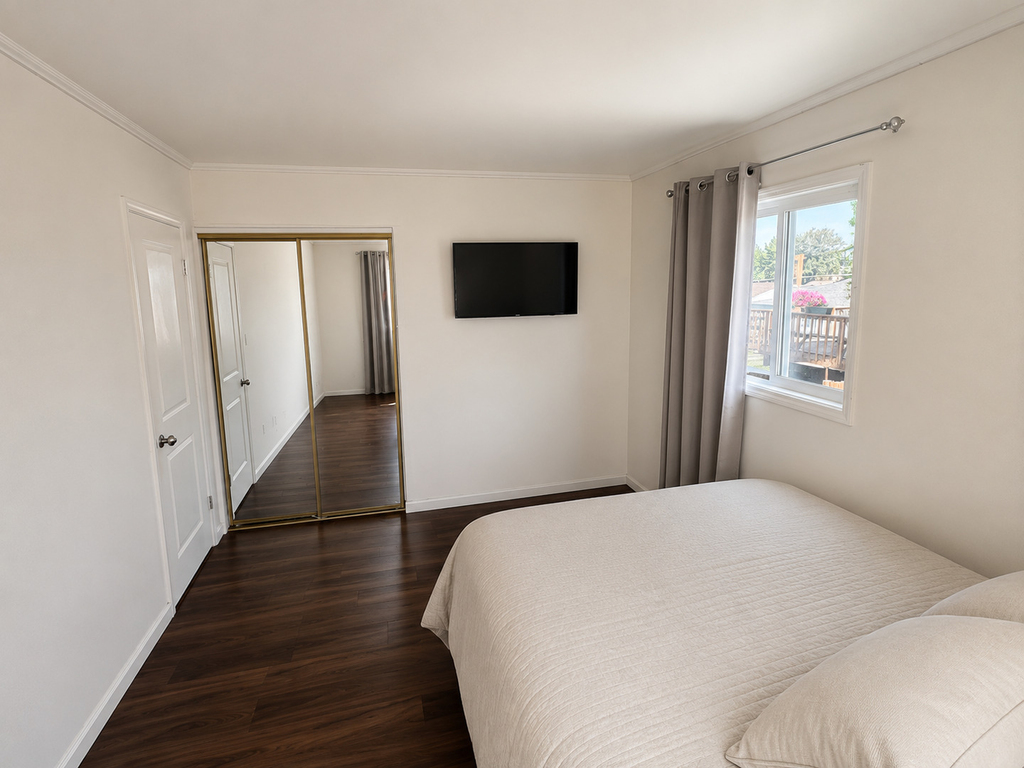 2010 Carleton Road - Photo 2