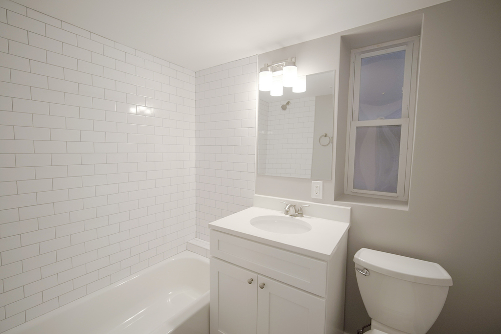 2253 S Whipple Avenue - Photo 8
