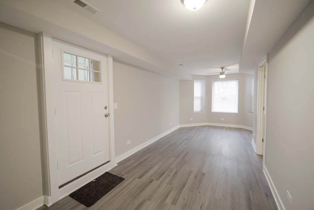 2253 S Whipple Avenue - Photo 6