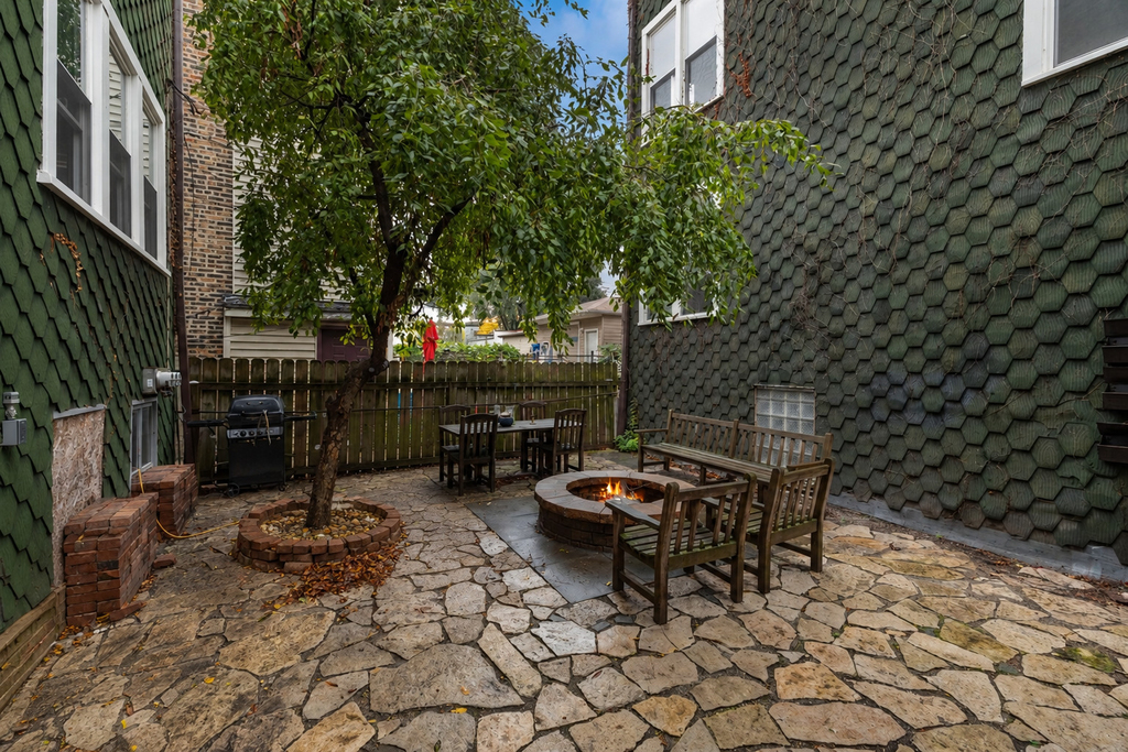 3213 S Lituanica Avenue - Photo 17
