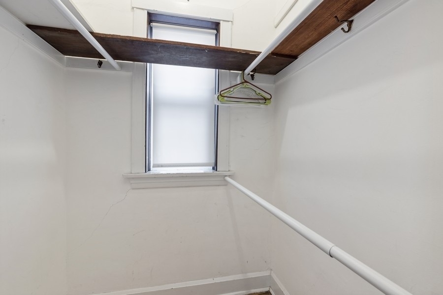 3213 S Lituanica Avenue - Photo 15