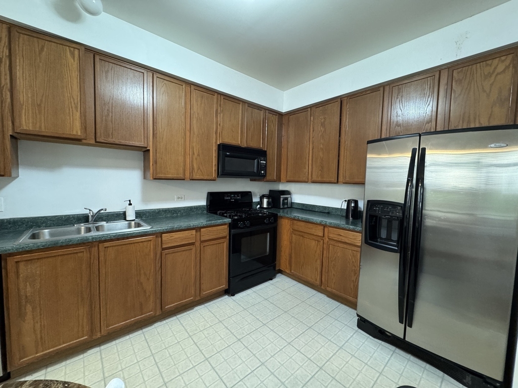 2956 Rutland Circle - Photo 2