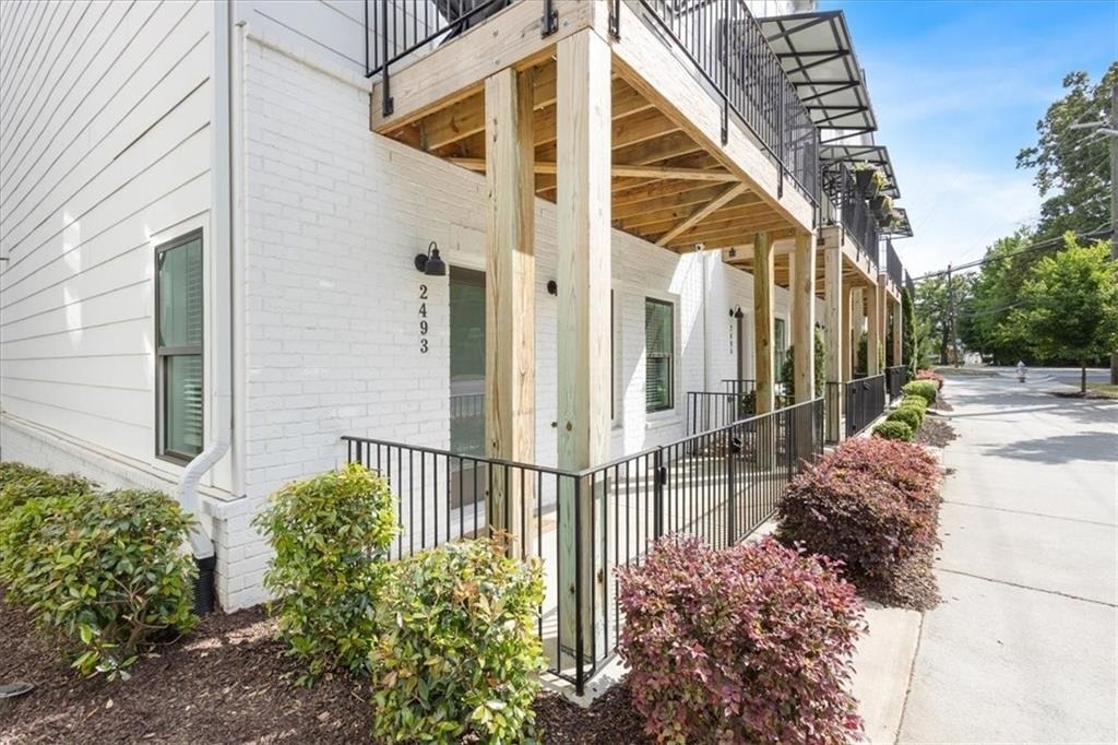 2493 Sycamore Road Nw - Photo 3