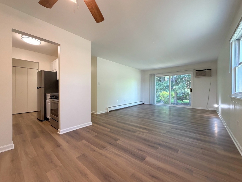 889 Trace Drive - Photo 1