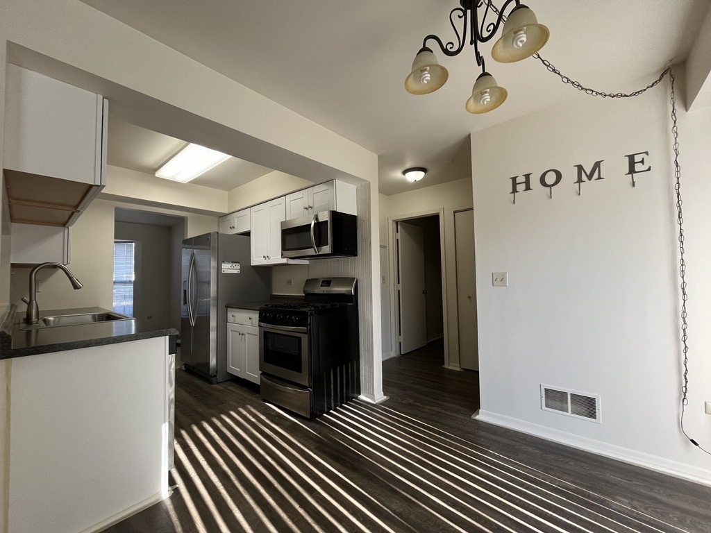 1132 Crimson Court - Photo 5