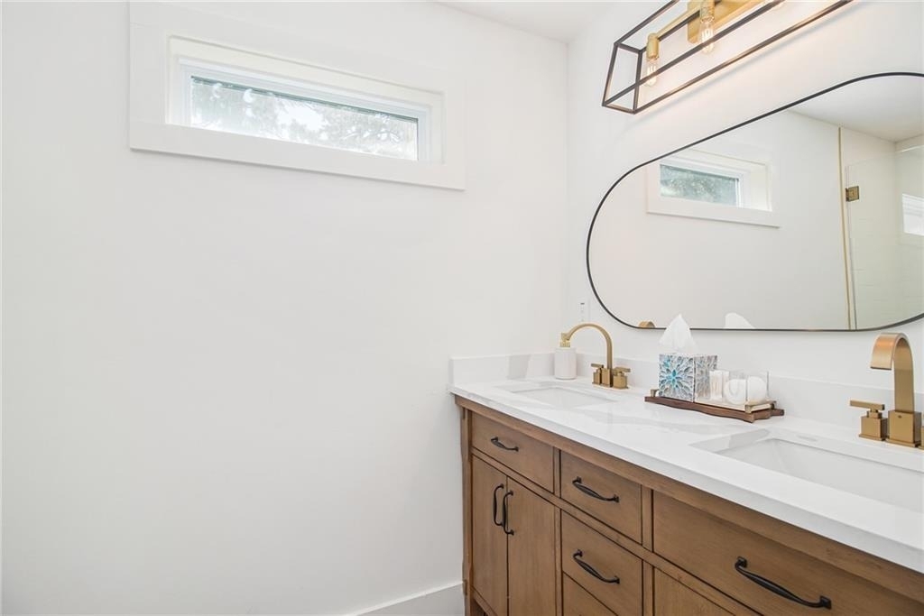 220 Birch Street - Photo 9