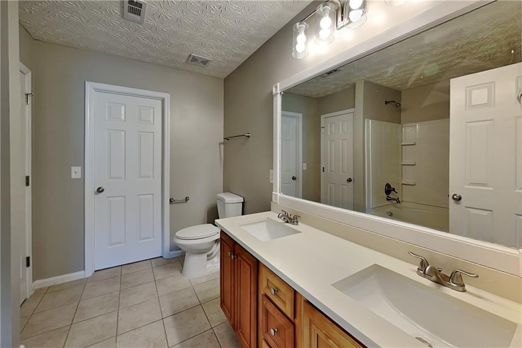231 Waterbury Way - Photo 8