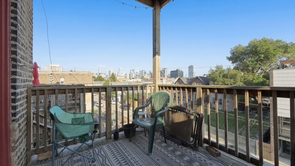 1337 W Huron Street - Photo 9