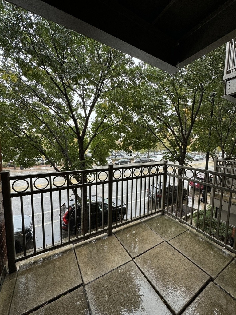 1155 W Roosevelt Road - Photo 3