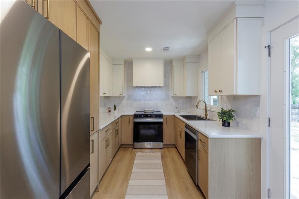 3026 Brook Drive - Photo 10