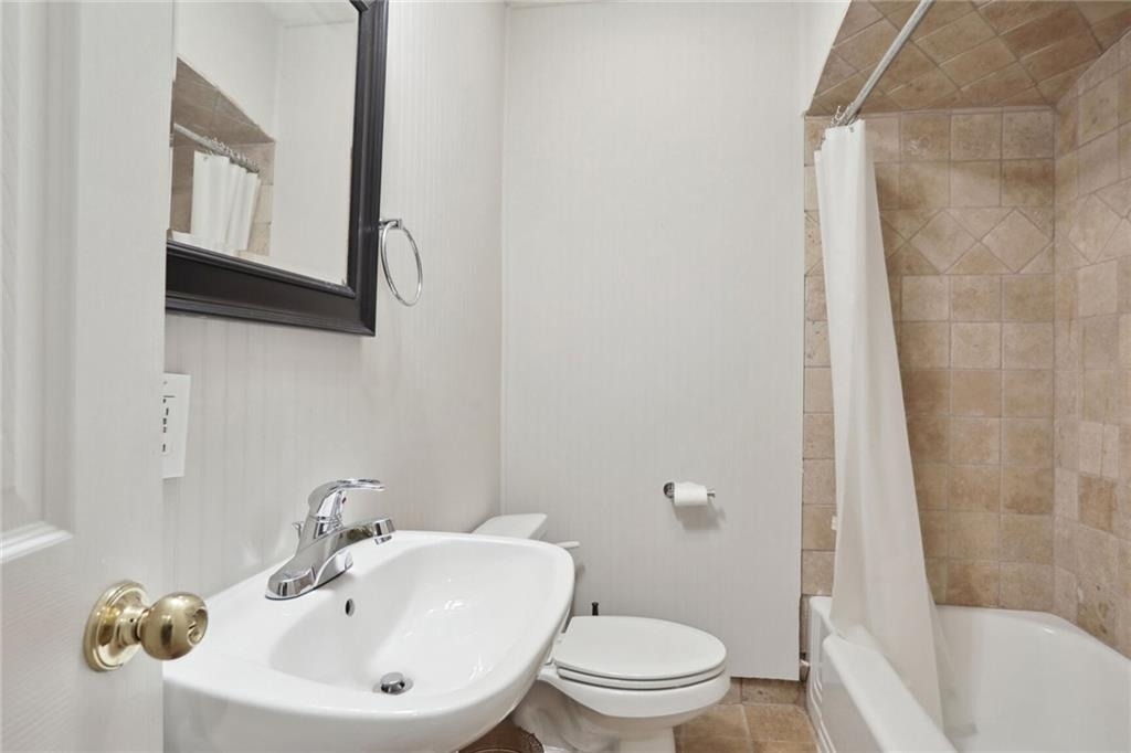 99 Bates Avenue Ne - Photo 9