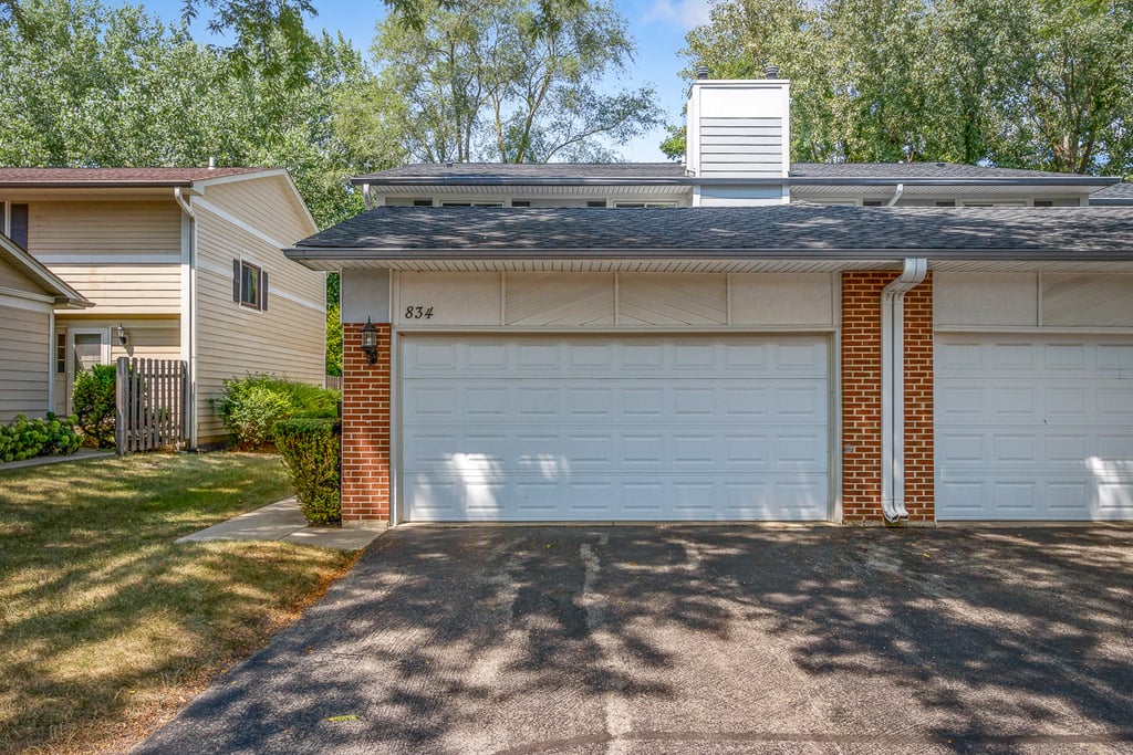 834 Swallow Street - Photo 2