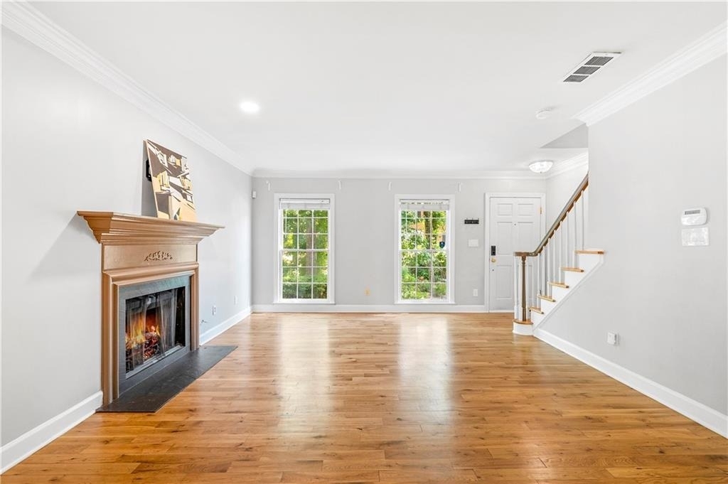 46 Mount Vernon Circle - Photo 3