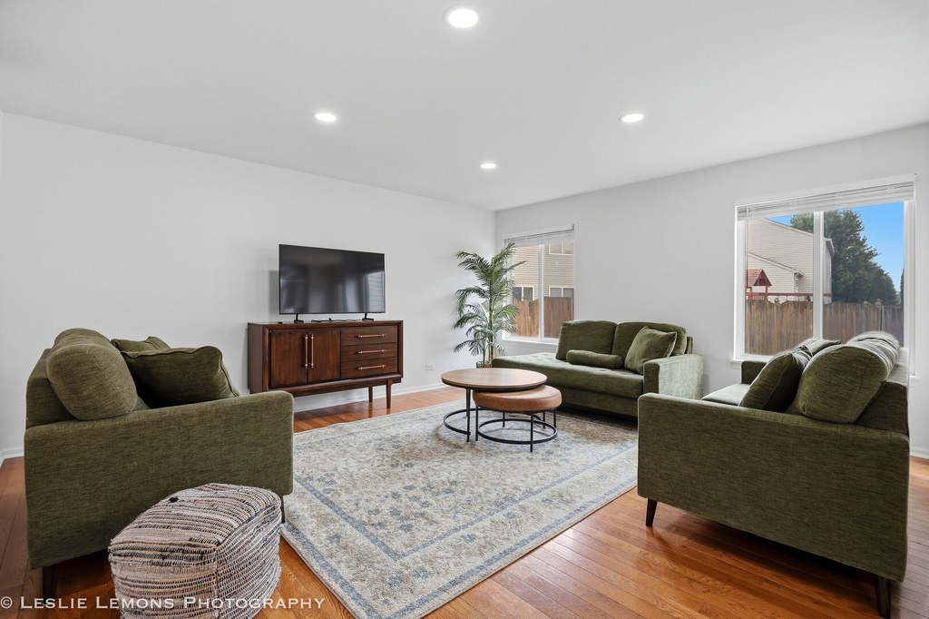 6816 Twin Falls Drive - Photo 11