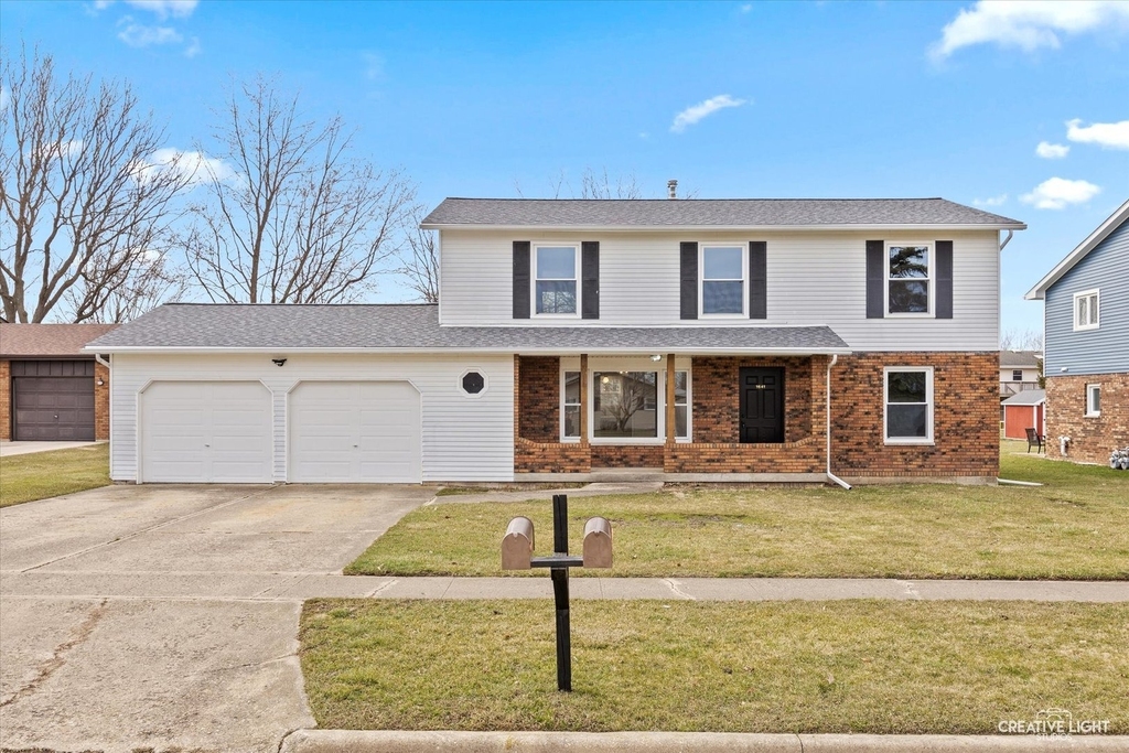 1643 Park Avenue - Photo 0