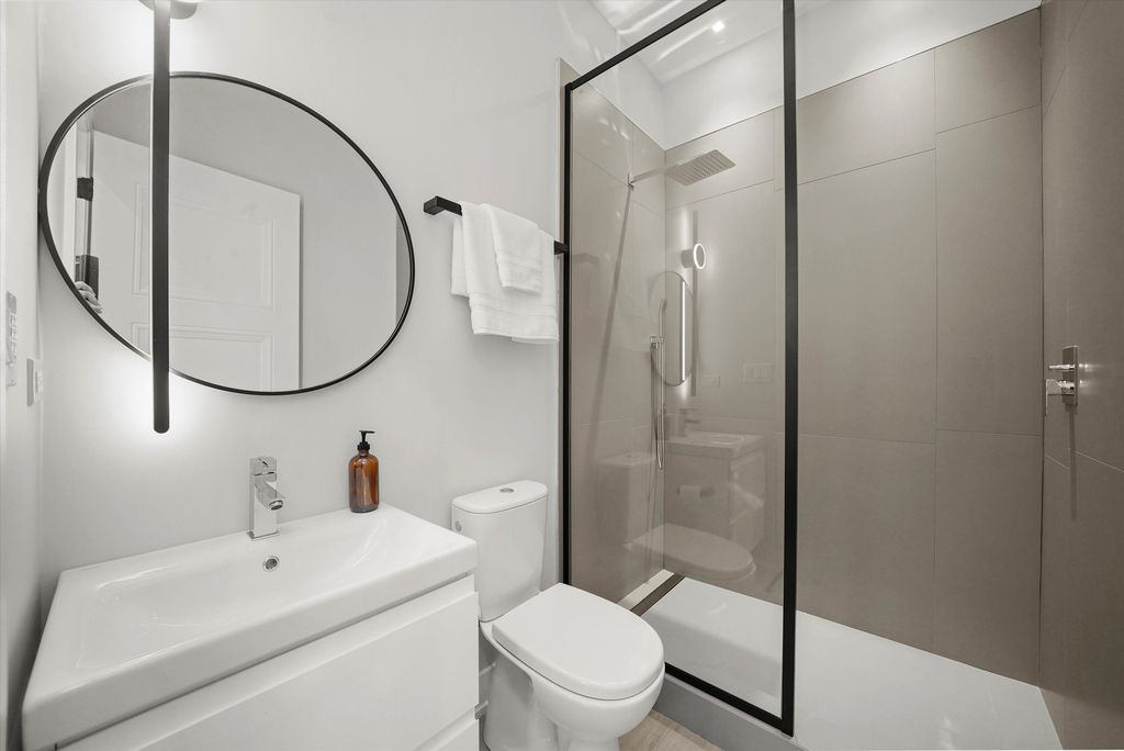 4246 W Belmont Avenue - Photo 20