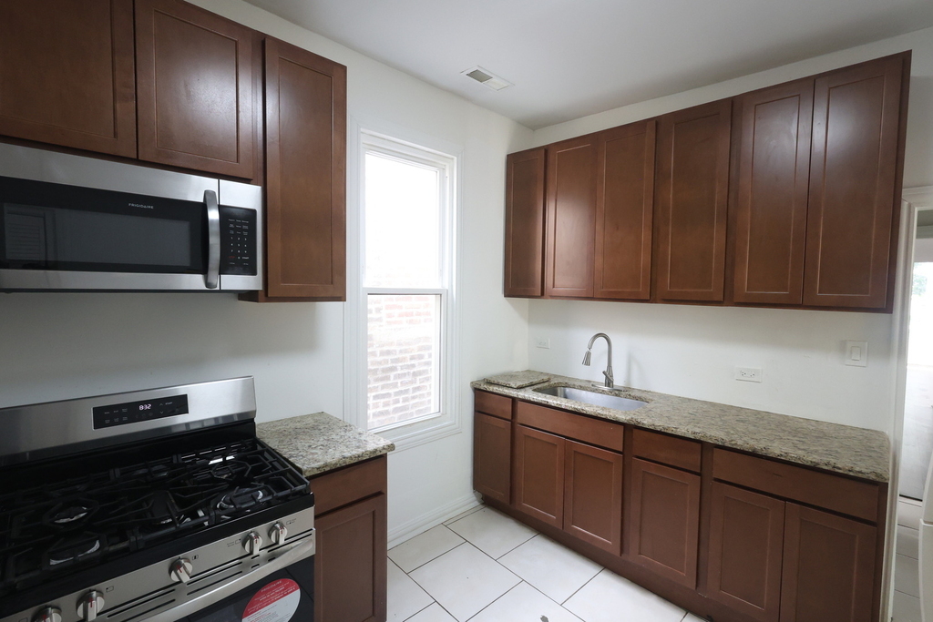 3532 W Van Buren Street - Photo 16