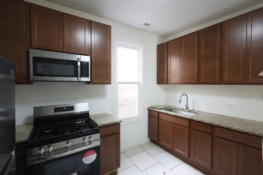 3532 W Van Buren Street - Photo 12