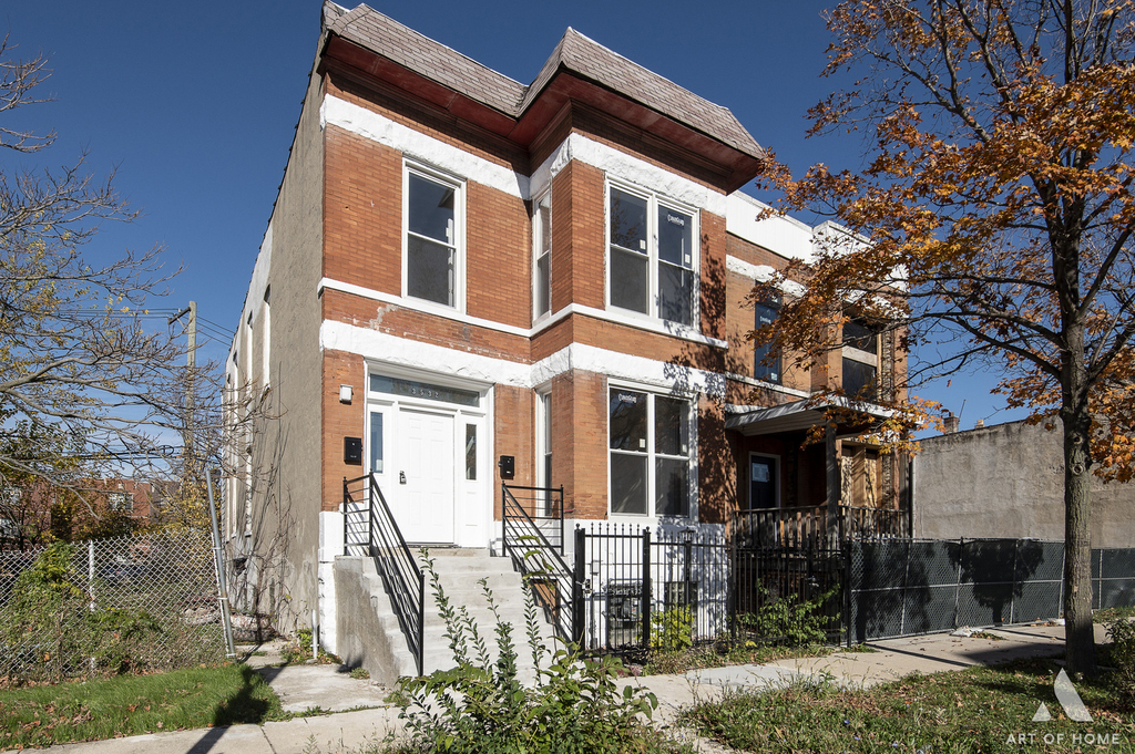 3532 W Van Buren Street - Photo 1