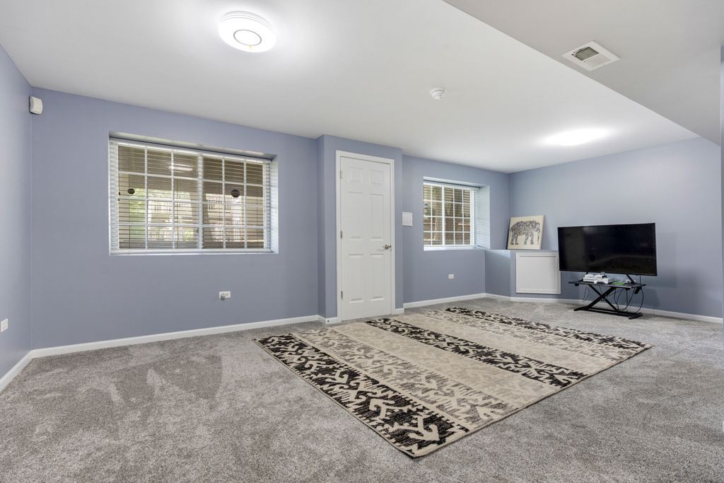 460 Vaughn Circle - Photo 17