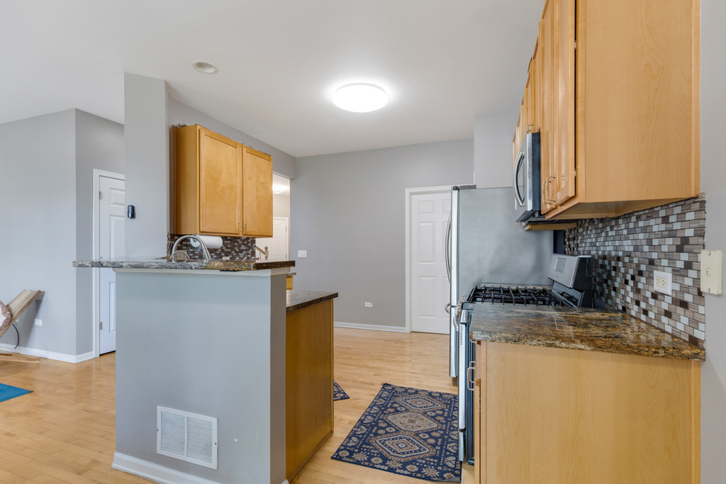 460 Vaughn Circle - Photo 7